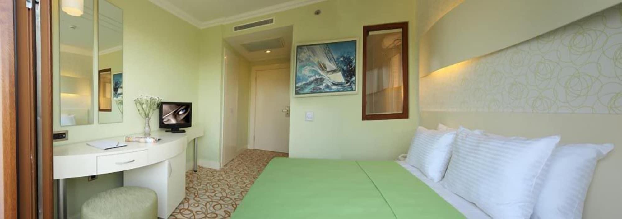 Double Royal Hotel Kocaeli Bagian luar foto