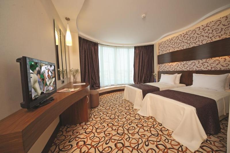 Double Royal Hotel Kocaeli Bagian luar foto