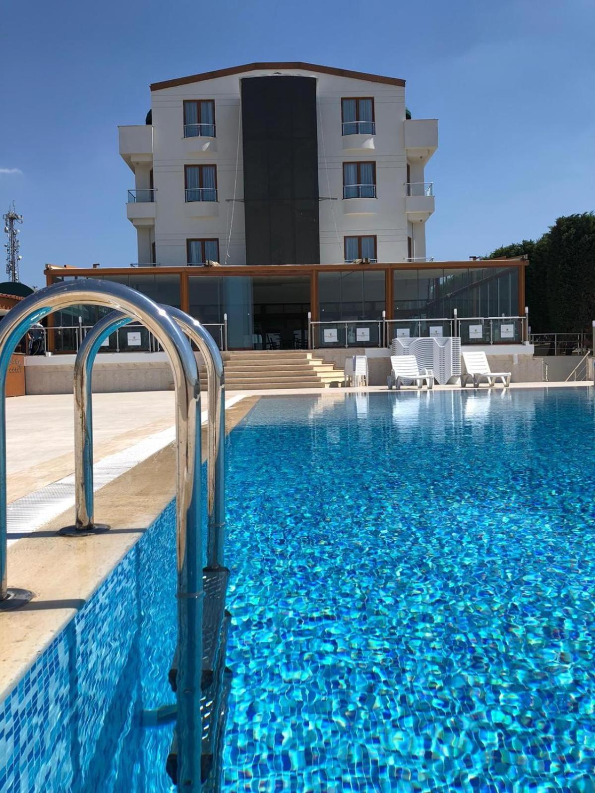 Double Royal Hotel Kocaeli Bagian luar foto