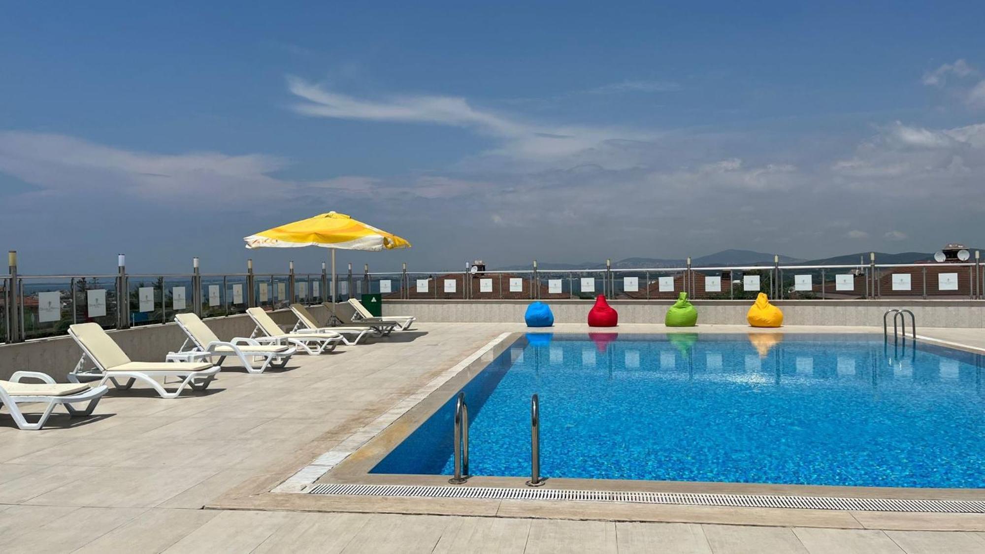 Double Royal Hotel Kocaeli Bagian luar foto
