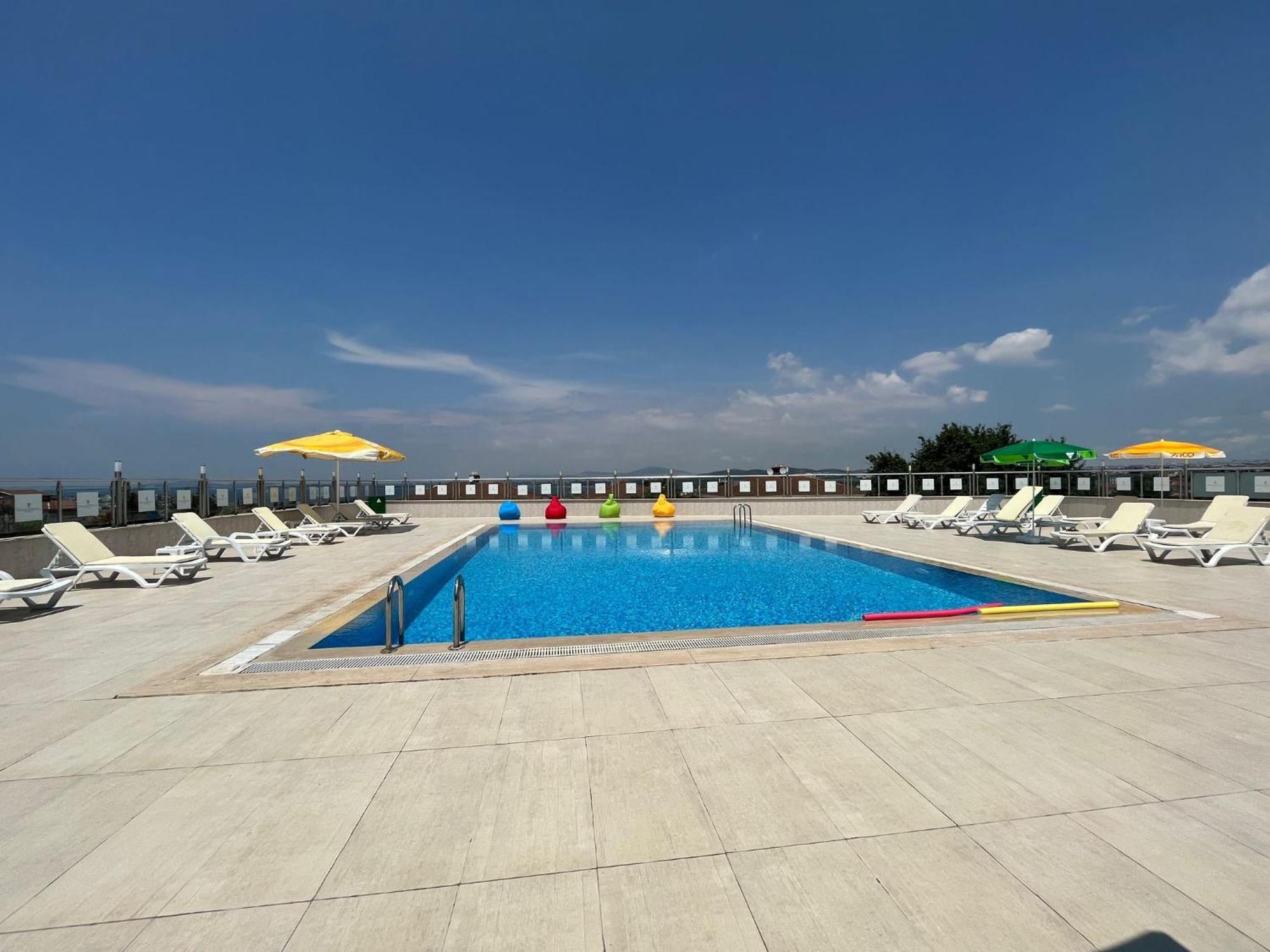 Double Royal Hotel Kocaeli Bagian luar foto