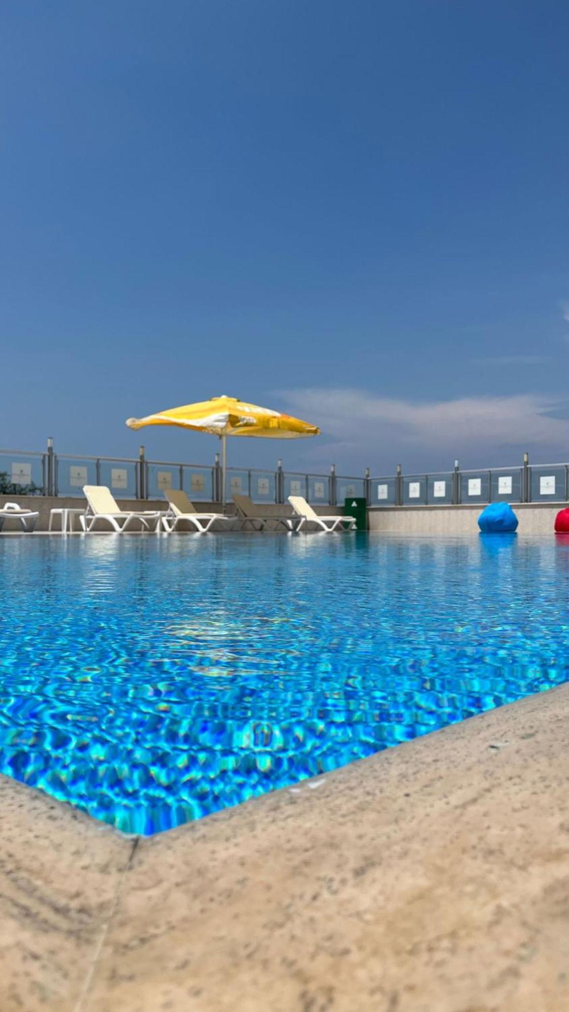 Double Royal Hotel Kocaeli Bagian luar foto